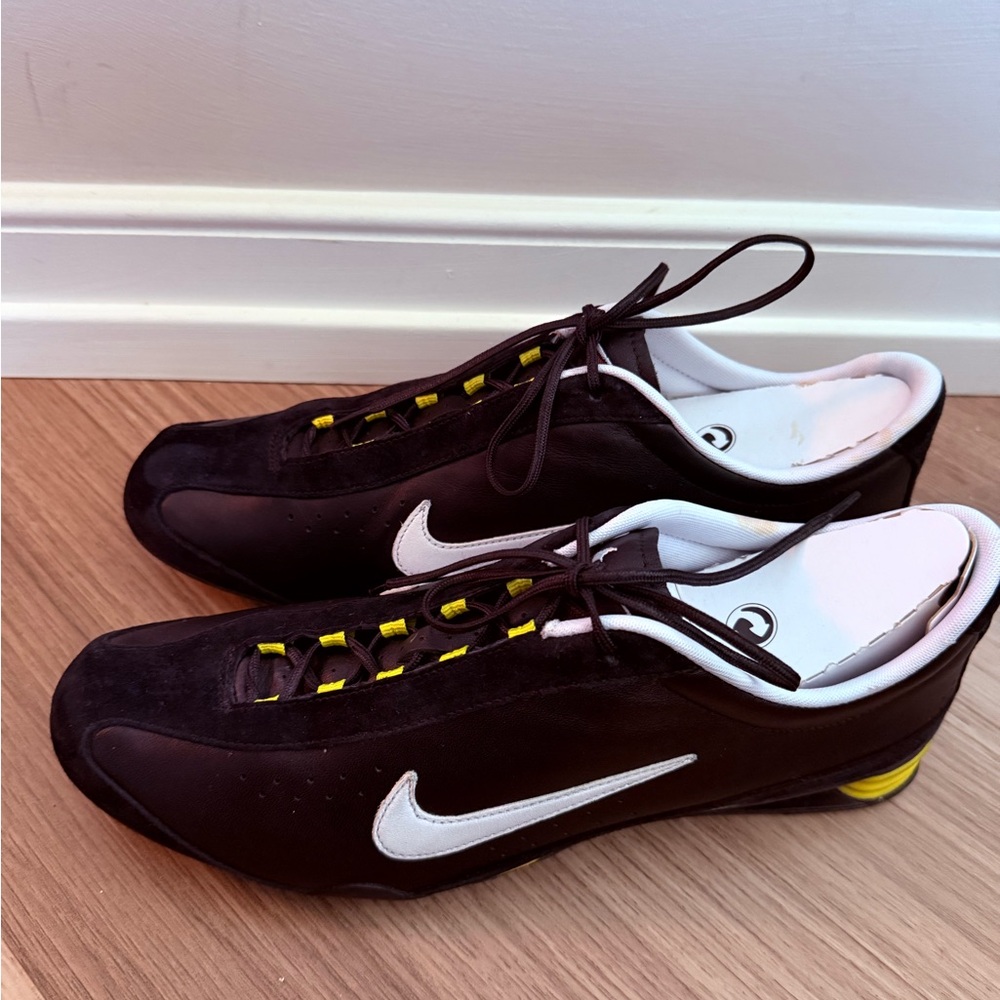 Nike Black and White Cycling Sneakers with Yellow Highlights